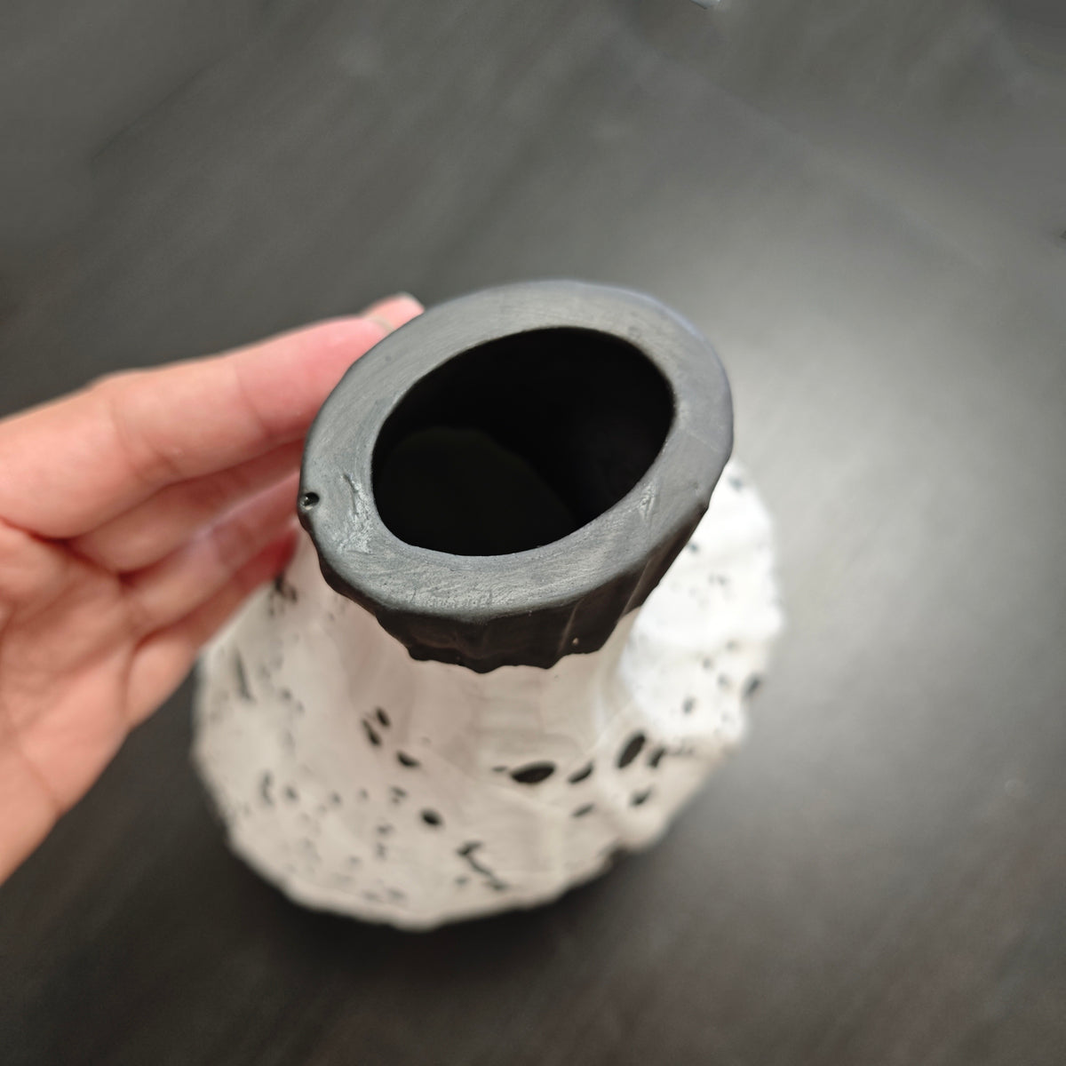 #204 wabi sabi vase