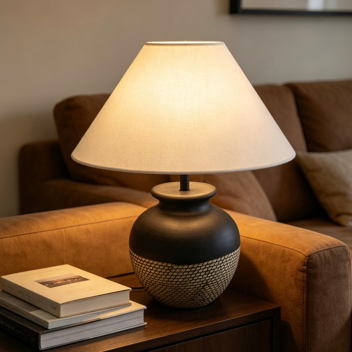#302 table lamp