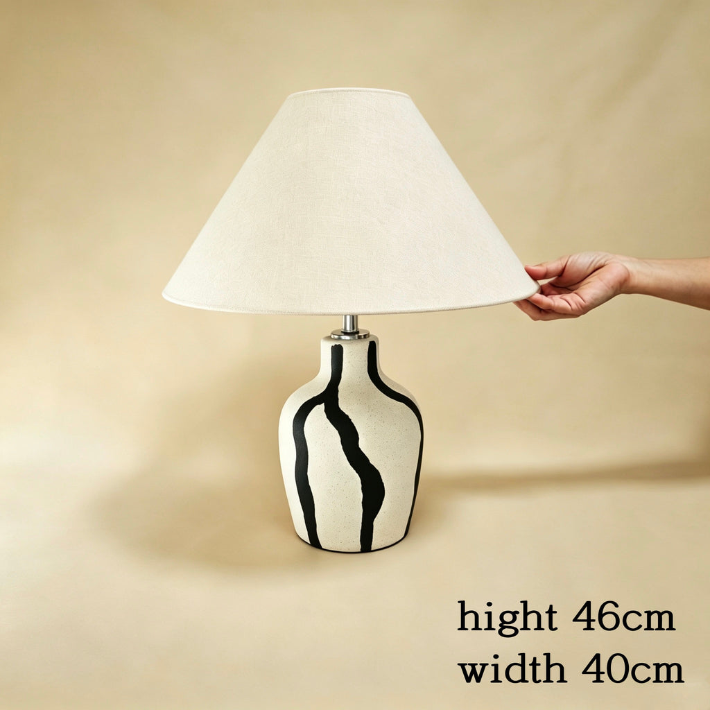 #303 table lamp