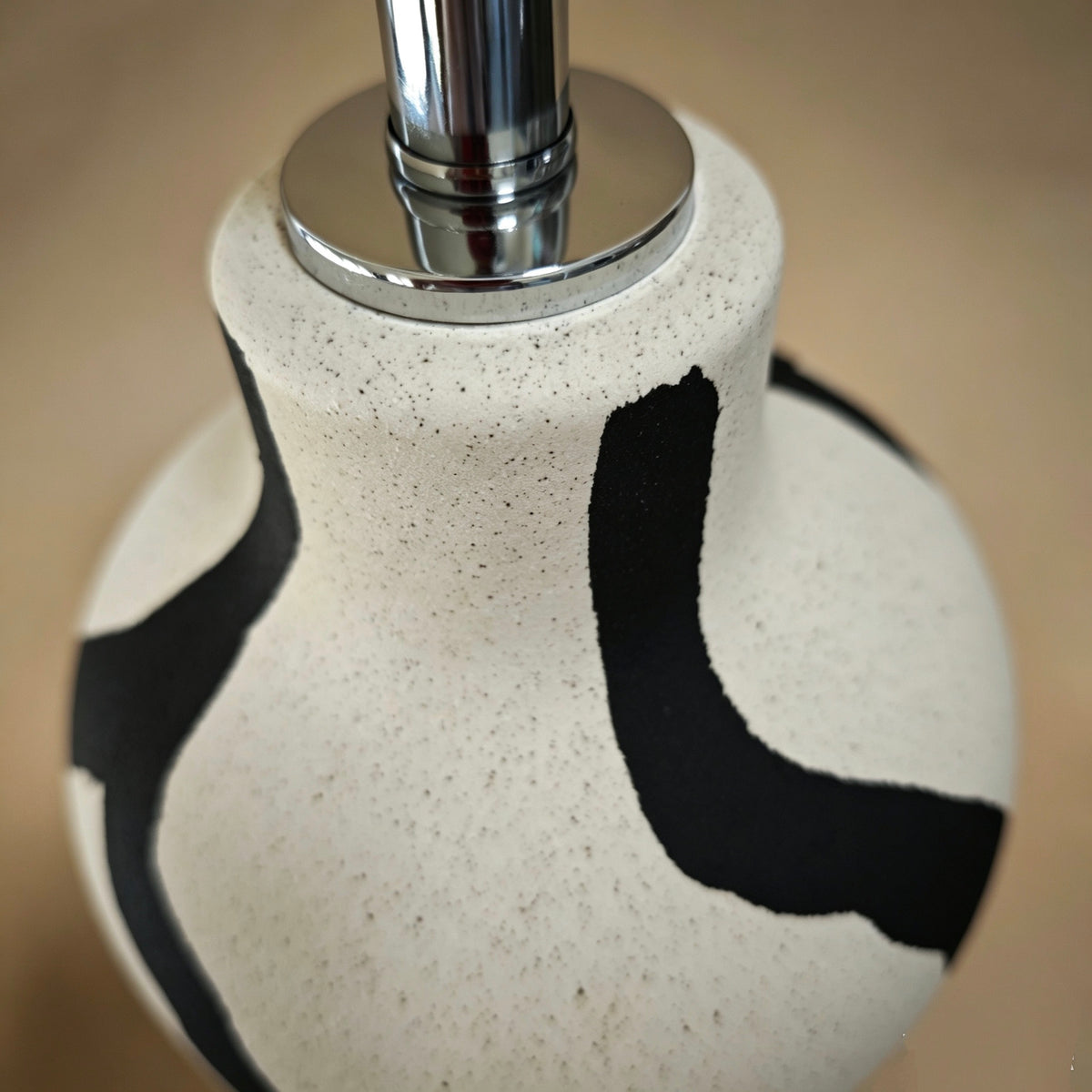#303 table lamp