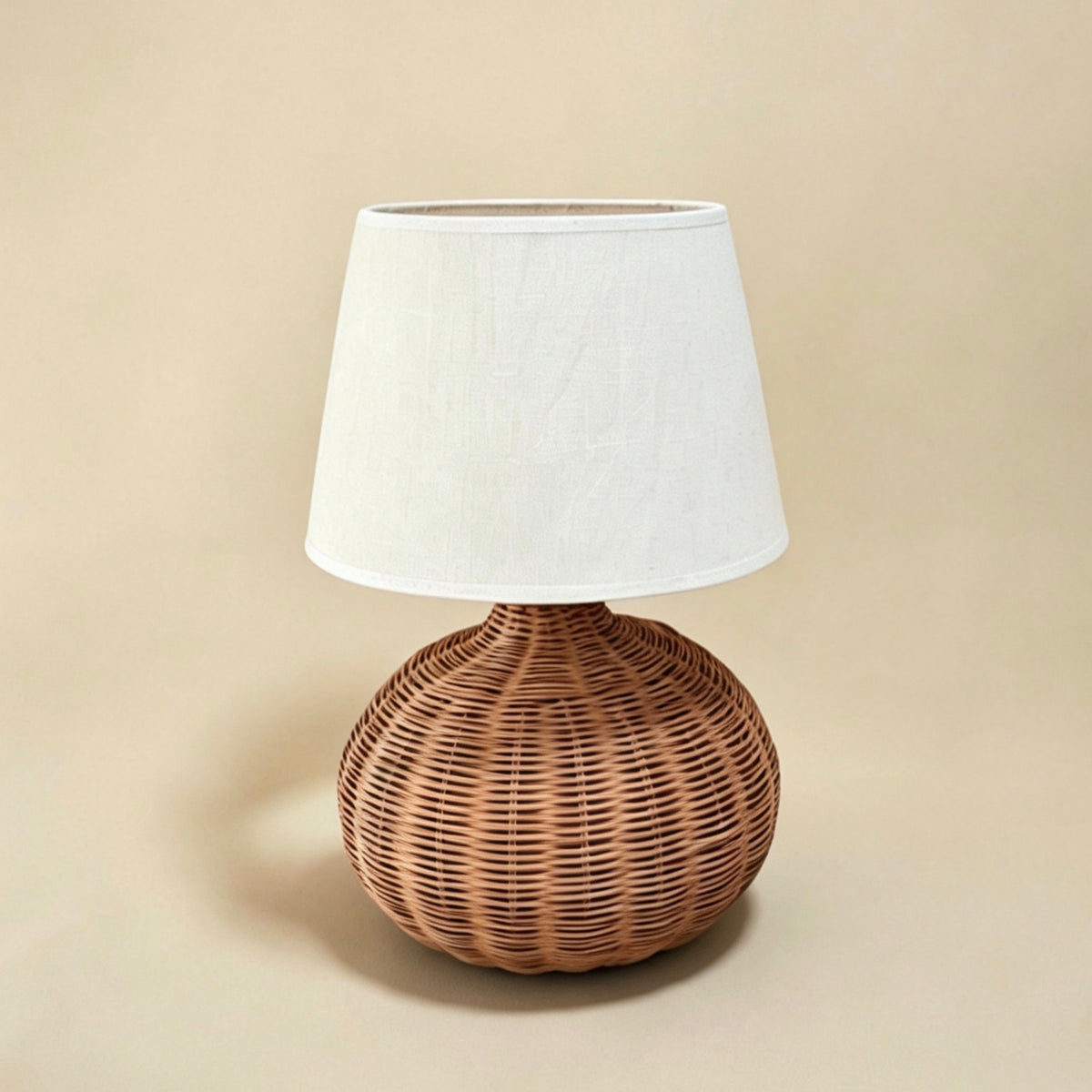 #304 table lamp