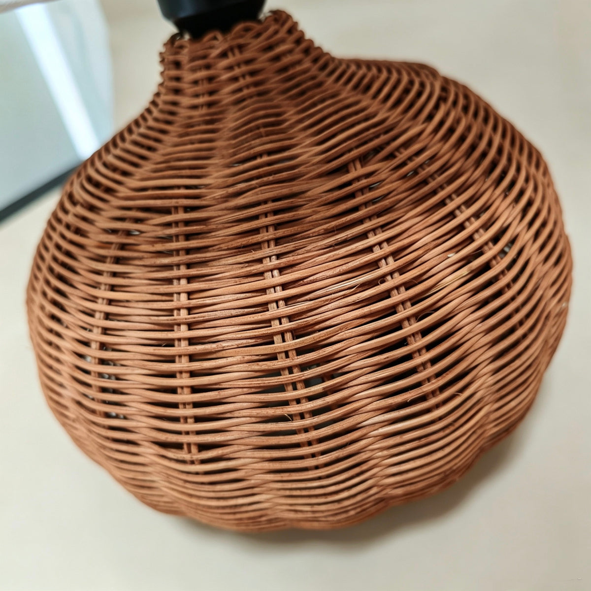 #304 table lamp